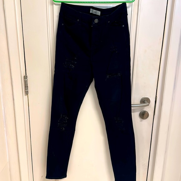Topshop Denim - Topshop Moto Jamie Skinny , Ripped Black Jeans in W30/L32! NWOT